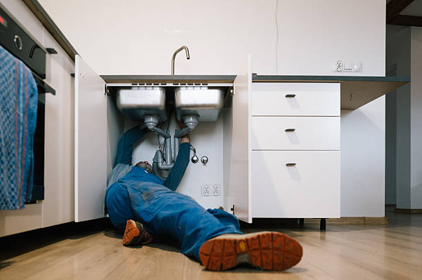 Professional Leak Detection technician working in Lithopolis, OH